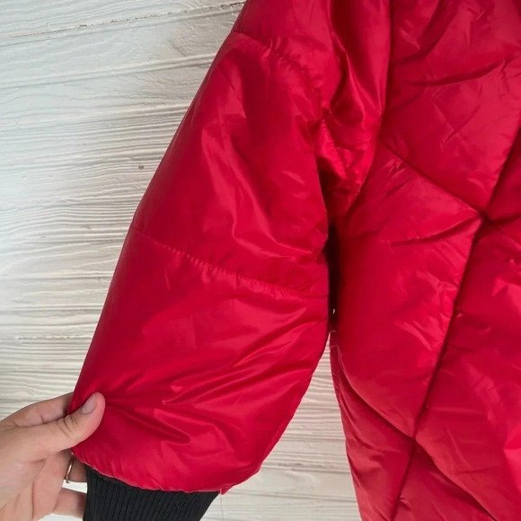 Urban Republic Red Hooded Puffer Coat Zip Up Fleece Lined Girls Size L (14/16) - Picture 10 of 15